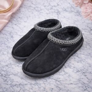 Authentic UGG Tasman Men Size 10 Black Shoes